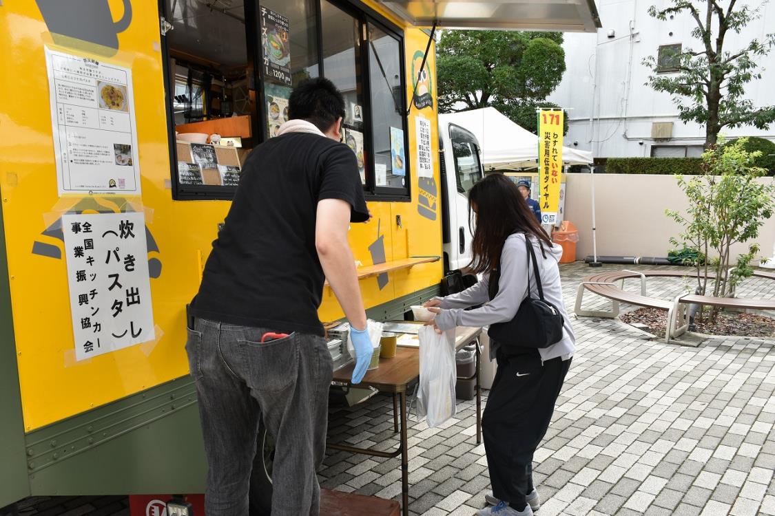 18啓発ブース（文化会館③）